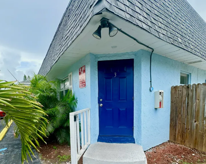 14125 Palm St #3 — Photo 17