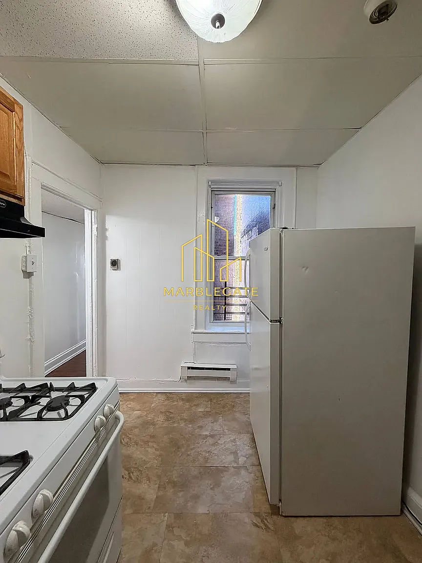 2 bed, 850 sqft, $1,650 — Photo 2