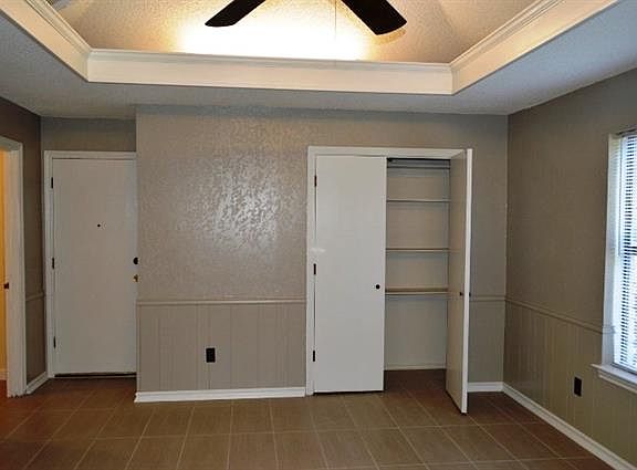 5th image of 3314 Queenswood Ln