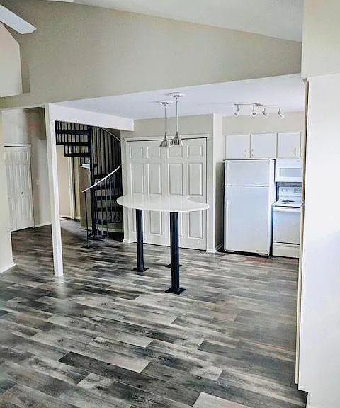 818 City Park Ave #C6 — Photo 2
