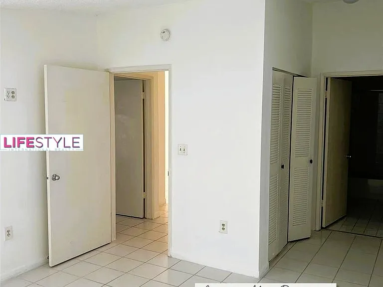 15315 SW 76th Ter — Photo 7