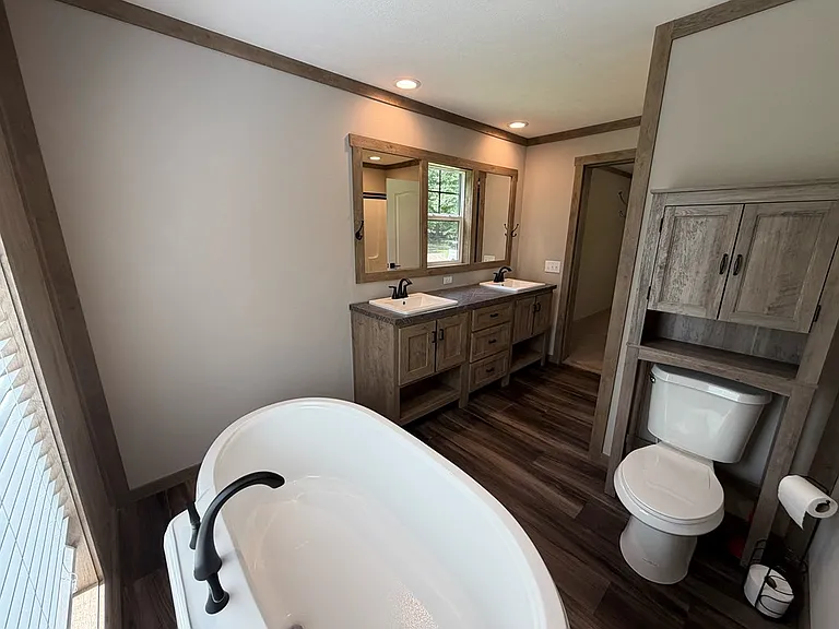 4728 County Road 82 — Photo 10