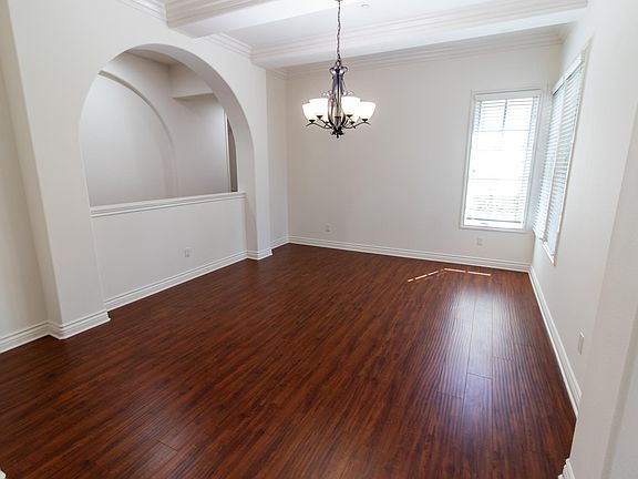 3rd image of 1885 Tamarack St