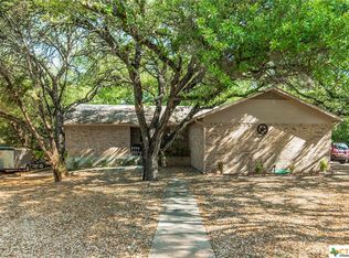 704 Estate Dr, Belton, TX 76513