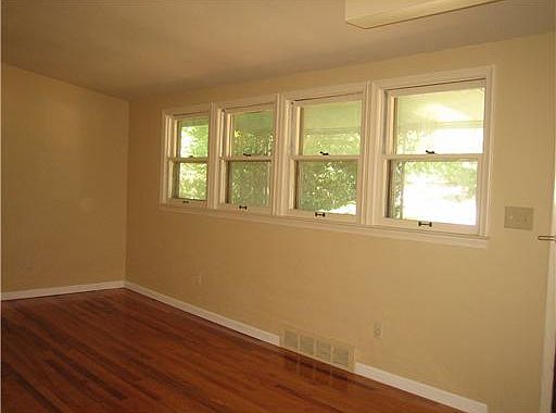 3rd image of 627 Westwood Ave