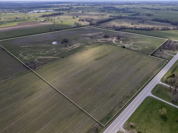 7 NE 770th Rd, Clinton, MO 64735