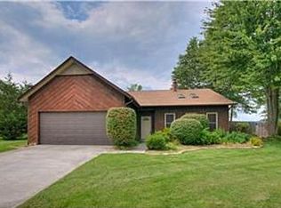 2302 Capistrano St, Blacksburg, VA 24060