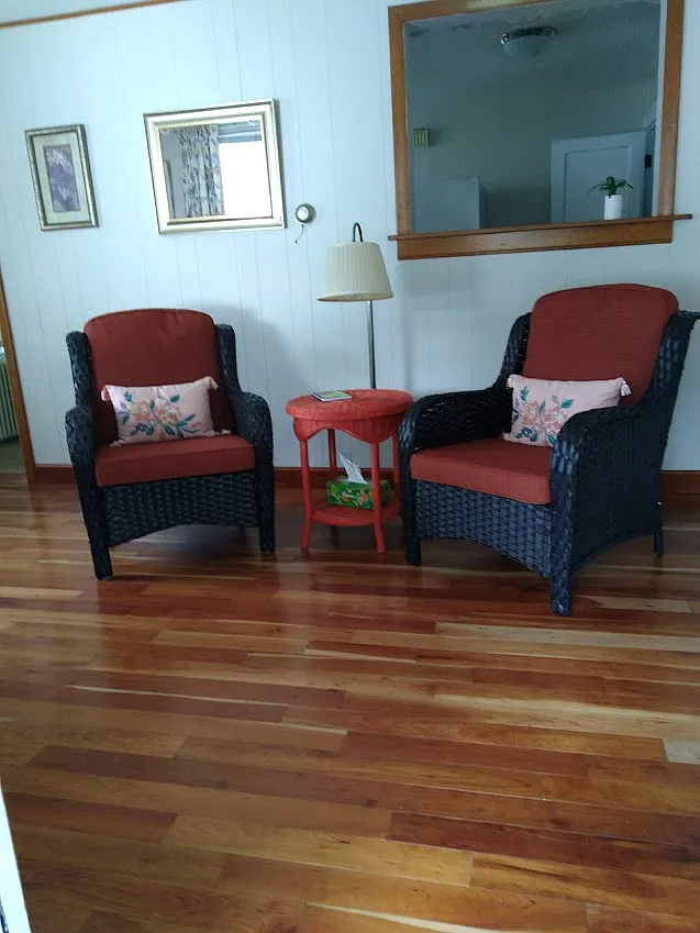 2 bed, 1123 sqft, $2,400 — Photo 3
