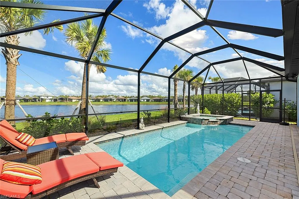 4 bed, 3.0 bath, 2894 sqft, $7,000 — Photo 2