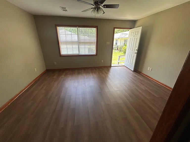 1329 Palmetto St #A — Photo 2
