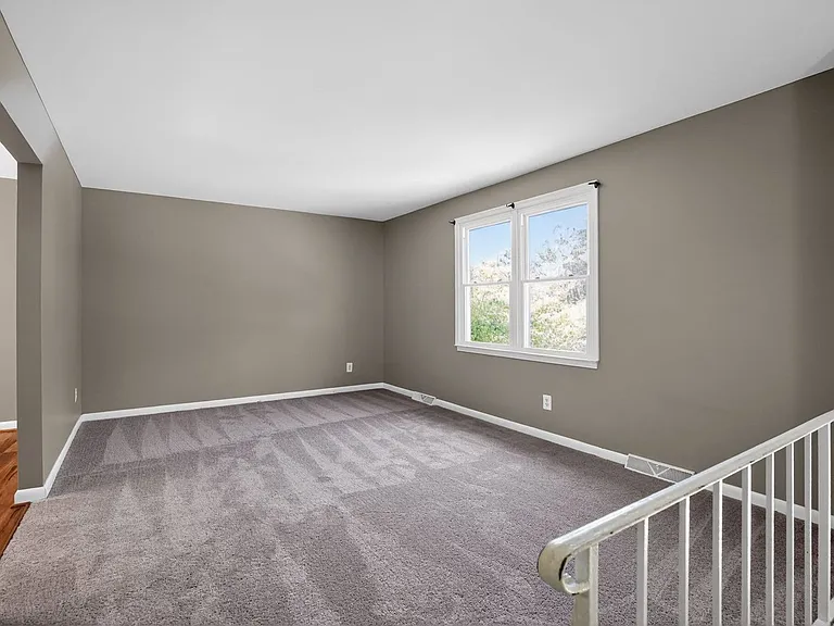 46483 Rosewood Dr — Photo 4