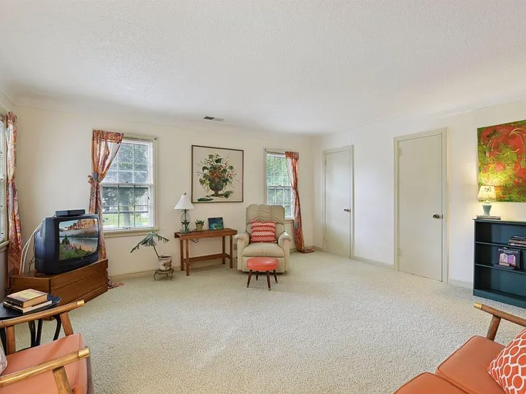 3001 McKinley St NE #2 — Photo 7