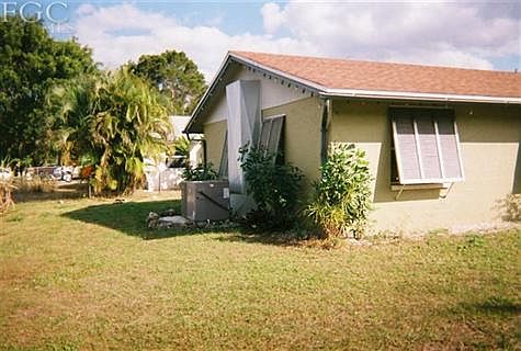 4th image of 19145 Miami Blvd