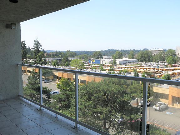 4th image of 701 122nd Ave NE APT 304
