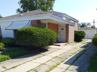 12757 S Carpenter St, Calumet Park, IL 60827