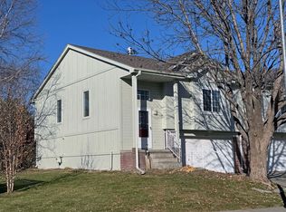 5197 N 144th Ct, Omaha, NE 68116