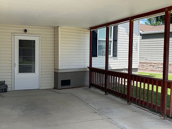 5th image of 3905 Sandpiper Ln
