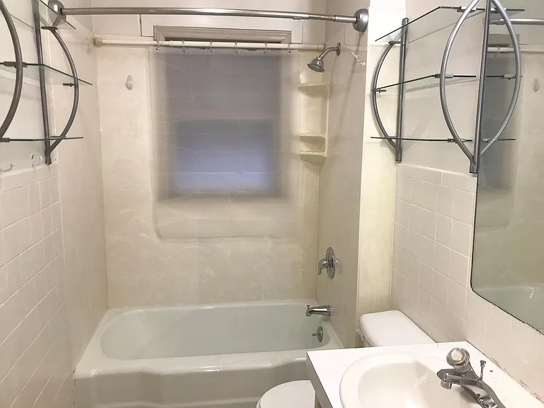 1735 S Fremont Ave — Photo 7