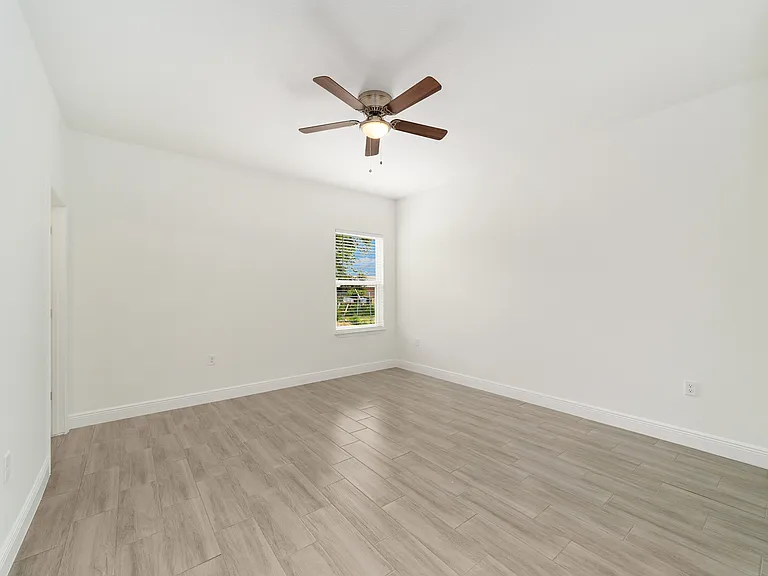 4130 SW 130th Loop — Photo 11