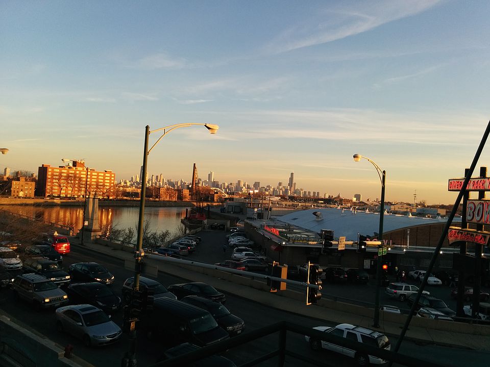 1st image of 2222 W Diversey Ave APT 314