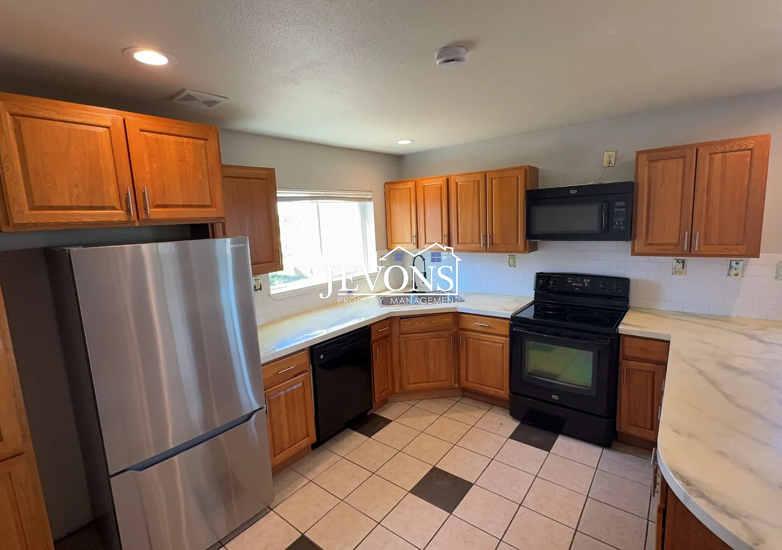 3303 S Ainsworth Ave Tacoma, WA 98418 — Photo 1