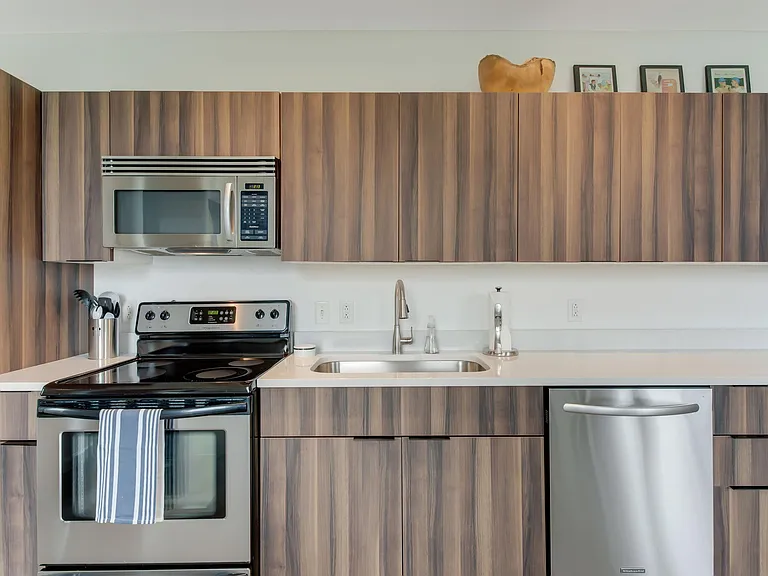 2115 Yeaman Pl #302 — Photo 10
