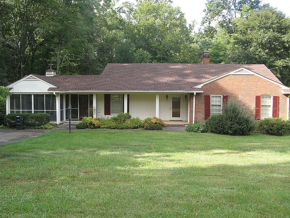 1st image of 2927 Ravenwood Dr