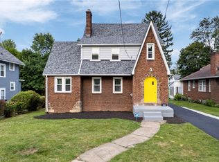 899 Dover Ave, Akron, OH 44320