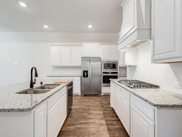 3127 Maverick Dr — Photo 8
