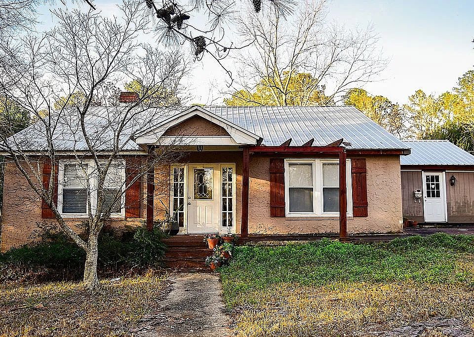 1st image of 3986 Fortner St