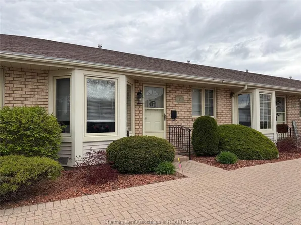 1200 Elgin St #2, Chatham Kent, ON N8A 3E8