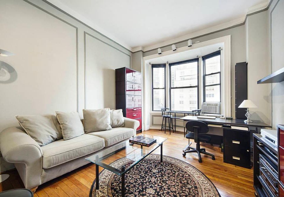 1st image of 140 W 69th St APT 82C
