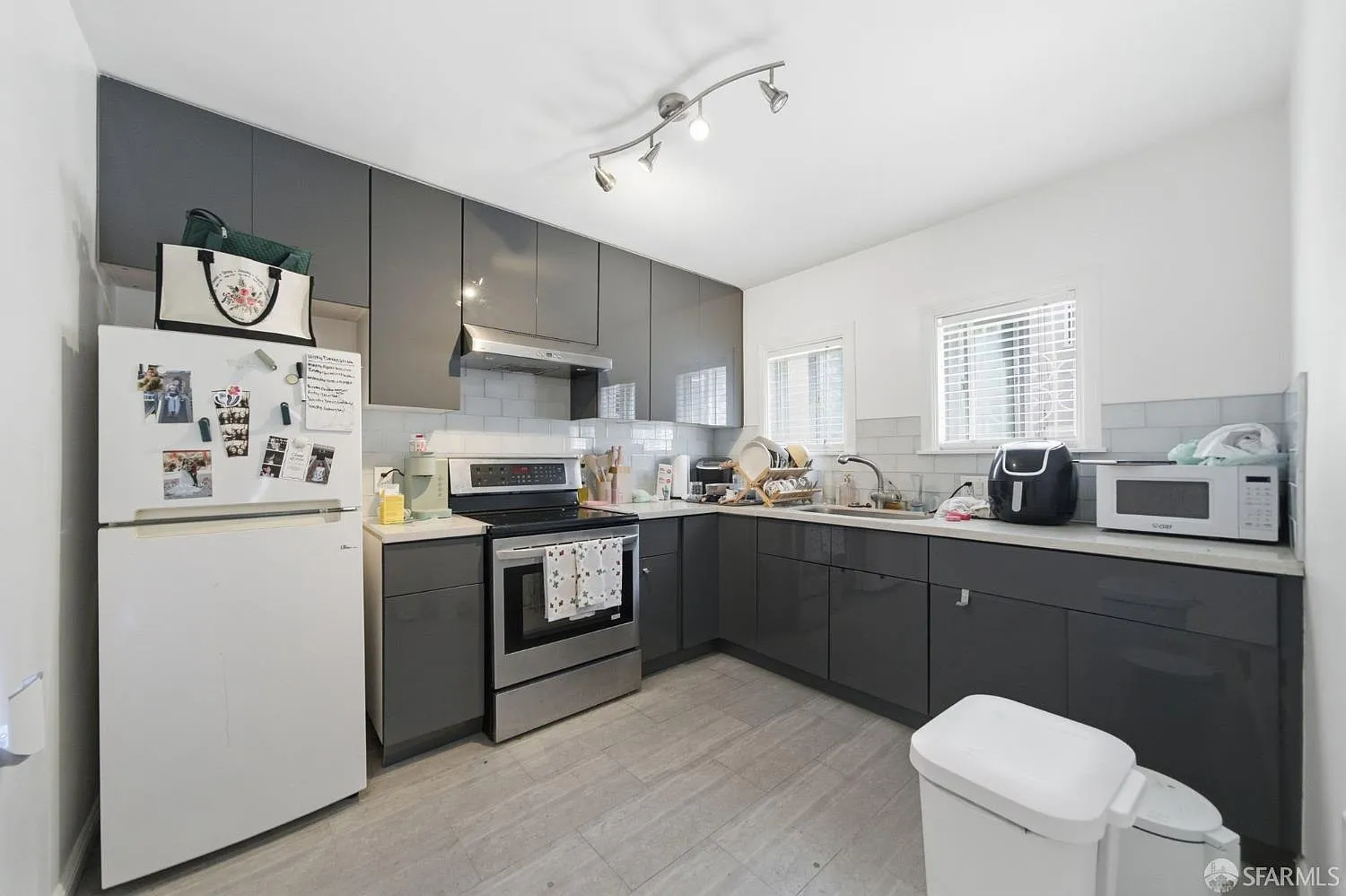 2645-2647 Turk Blvd - Photo 12