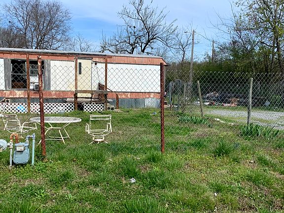 3rd image of 31115 E 685th Ln