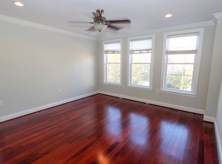 924 6th St NE, Washington, DC 20002