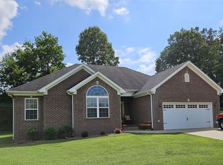 111 Hayden Heady Cir, Bowling Green, KY 42104