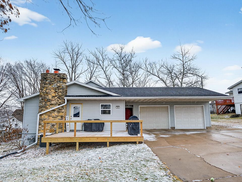 1st image of 304 Holland Ln