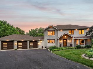 5705 Covington Cir, Minnetonka, MN 55345