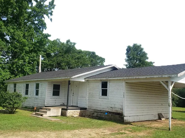 303 Old Center Point Rd, Nashville, AR 71852