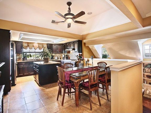 Newly remodel Kitchen with Granite counters, 