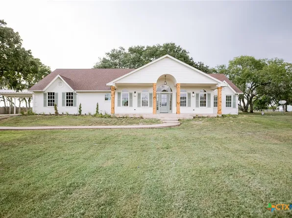 412 Crawford Dr, Victoria, TX 77904