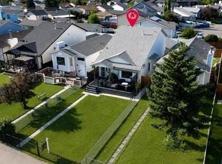 8 N Erin Meadow Way SE, Calgary, AB T2B3A2