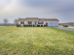 5750 McKee Rd, Newfane, NY 14108