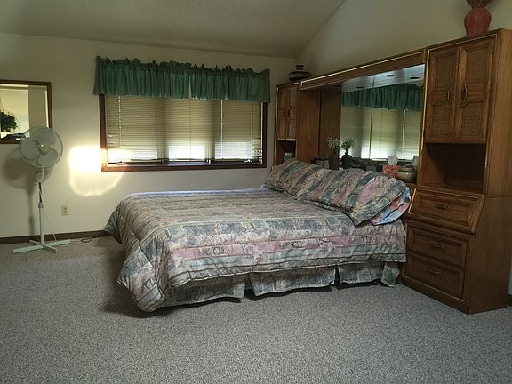 4th image of 35 Arapahoe Cir