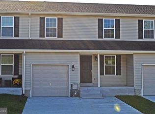 12 E Abby Ln, Schuylkill Haven, PA 17972