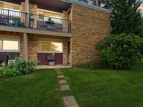 1320 Lore Ln #2-114, Lombard, IL 60148