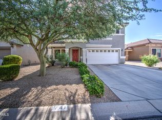781 E Cowboy Cove Trl, San Tan Valley, AZ 85143