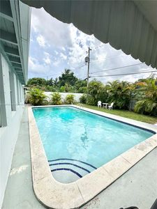 560 SW 71st Ct, Miami, FL, 33144