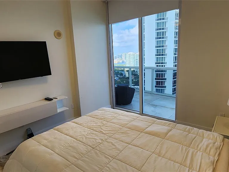 15811 Collins Ave #2802 — Photo 21
