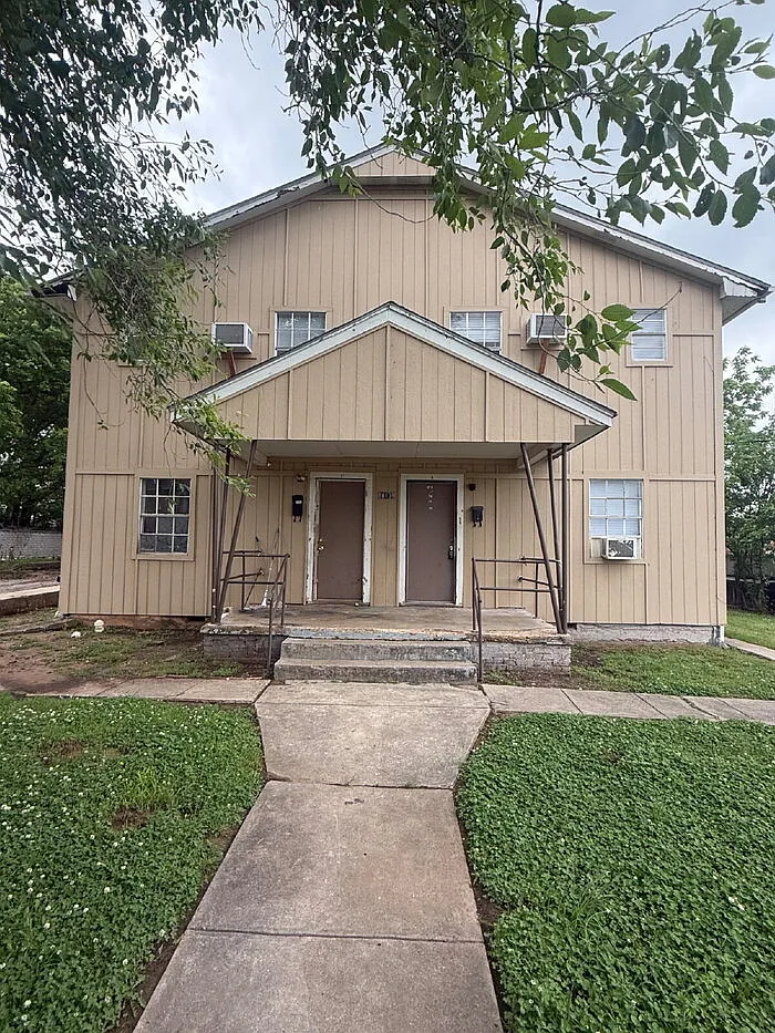 1 bed, 1.0 bath, $615 — Photo 1